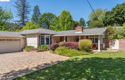 14 El Camino Moraga, Orinda, CA 94563