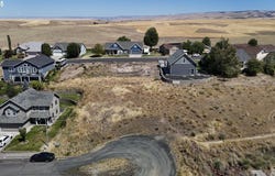 SW 2nd ST, Pendleton, OR 97801