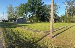 102 Leslie St, Hazen, AR 72064