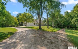 3423 Hazlett Road, Springfield, IL 62707