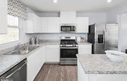 33 DAYSPRING Drive, ORWIGSBURG, PA 17961