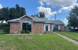 525 Olympus Street, Cedar Hill, TX 75104