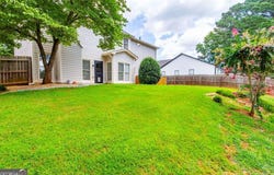 922 Heartwood, Lawrenceville, GA 30043