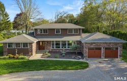 24 Colonial Drive, Waterford, CT 06385