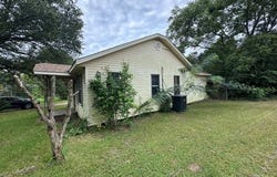 615 Millville Dr, Henderson, TX 75652