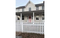 210 CORNWALL Street NW, LEESBURG, VA 20176