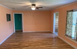 1007 S Palestine Street, Athens, TX 75751