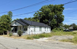 1976 Forest Avenue, North Charleston, SC 29405