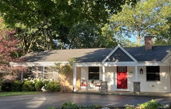 441 Highland Avenue, Crystal Lake, IL 60014
