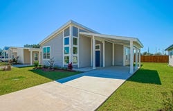 2809 LIVE OAK Drive, Terrytown, LA 70056