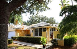 2138 Harbor Way, Weston, FL 33326