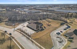 7901 N 66th St, Milwaukee, WI 53223