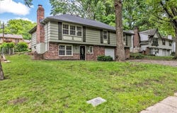 7321 Hardy Avenue, Raytown, MO 64133