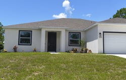 930 Hammacher Avenue SW, Palm Bay, FL 32908