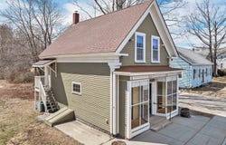 119 Main Street, Alton, NH 03809