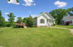 2461 Carbide Lane, Keokuk, IA 52632