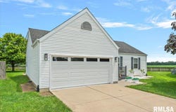 2436 NORMAL Drive, Springfield, IL 62707