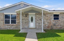 370 HESTER Drive, Laplace, LA 70068