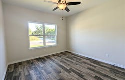 1714 E Avenue G, Lampasas, TX 76550