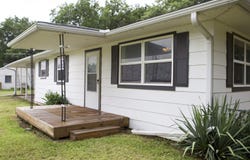 213 S Poplar St, Douglass, KS 67039