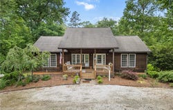 135 Crowes Drive, Walhalla, SC 29691