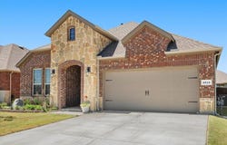 2919 Shetland Drive, Aubrey, TX 76227