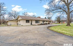 6 COLUMBINE Lane, Springfield, IL 62712