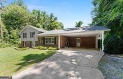 546 Barron Drive, Clarkesville, GA 30523