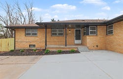 801 E Goeldner, Derby, KS 67037