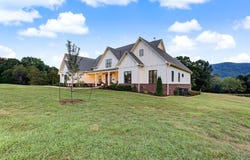6820 Sunset Glen Way, Corryton, TN 37721