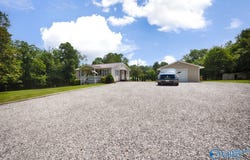 215 Dusty Drive SW, Arab, AL 35016