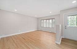 854 W 70th Place, Merrillville, IN 46410