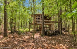 Carnation Street, Kiln, MS 39556