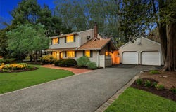 138 Weinmann Boulevard, Melville, NY 11747