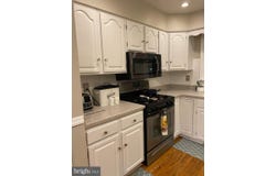 9 KRISTAL Court, BALTIMORE, MD 21236