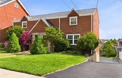 1136 Peermont Ave, Dormont, PA 15216