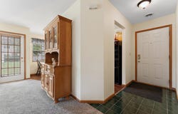 873 Forest Glen Drive, Valparaiso, IN 46385
