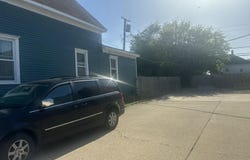 18576 Jefferson, Riverview, MI 48193