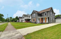 205 W Slingluff Avenue, Dover, OH 44622