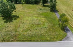 2672 S Lake Road S, Scottsburg, IN 47170