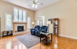 1824 Seville Dr, Hutchinson, KS 67502