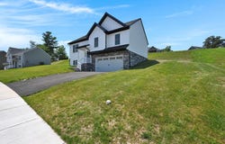 564 MONOCACY TRAIL, SPRING GROVE, PA 17362