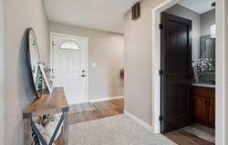 5442 W Mt Vernon Road, Cedar Falls, IA 50613