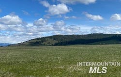 15 Ringo Lane, Donnelly, ID 83615