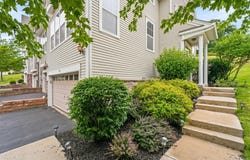 2608 Hawthorn Way, New Windsor, NY 12553