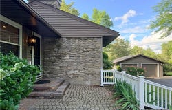 3276 Walker Road, Auburn, NY 13021