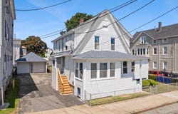 156 Cambridge St, Fall River, MA 02721