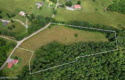 Nursey Rd, Rose Hill, VA 24281