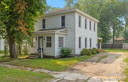 405 E STATE STREET, GREENVILLE, MI 48838