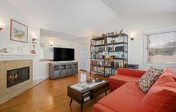 1924 Bath Street unit: D, SANTA BARBARA, CA 93101